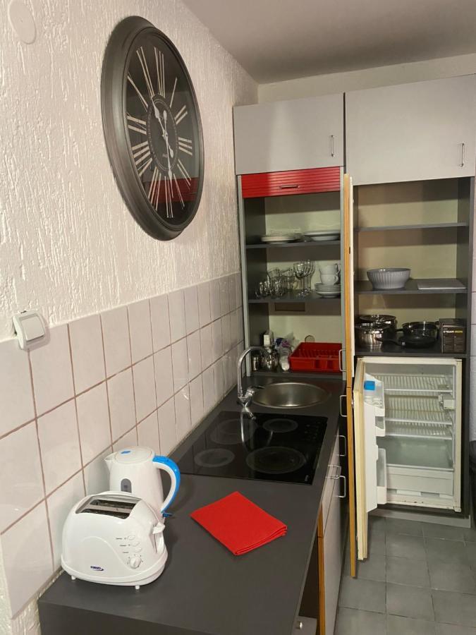 Twin Studio Apartments Zemun Beograd Eksteriør bilde